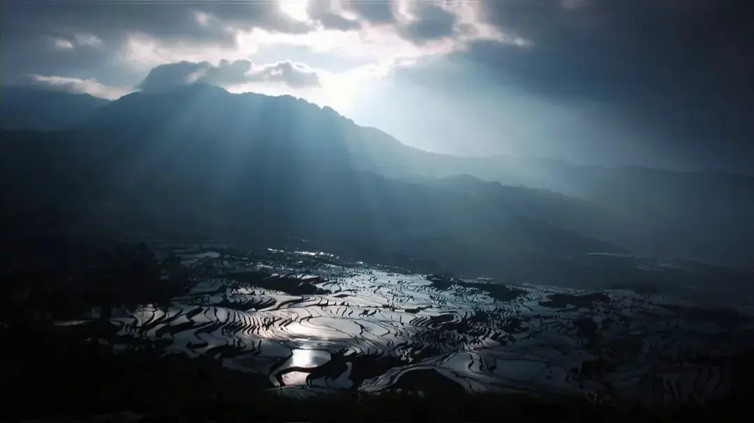 伪记录铁轨中国
